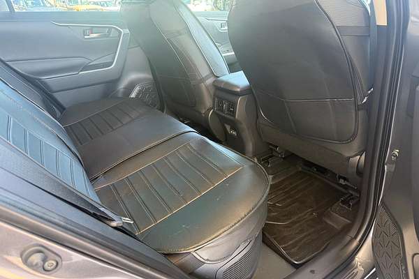 2025 Toyota RAV4 GXL AXAH52R