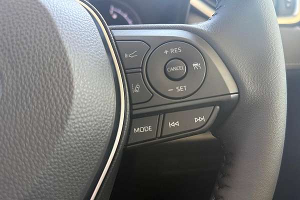 2025 Toyota RAV4 GXL AXAH52R