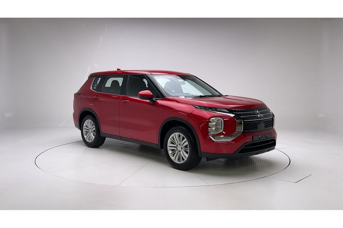 2023 Mitsubishi Outlander ES ZM