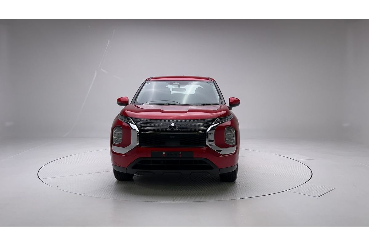 2023 Mitsubishi Outlander ES ZM