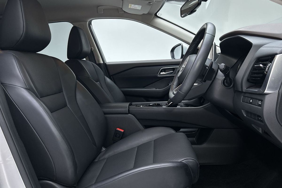 2023 Nissan X-TRAIL ST-L T33