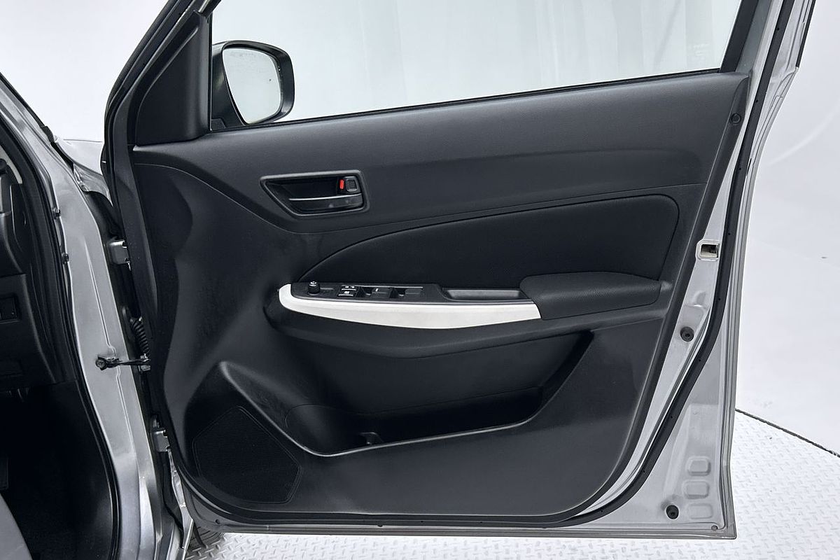 2019 Suzuki Swift GL Navigator AZ