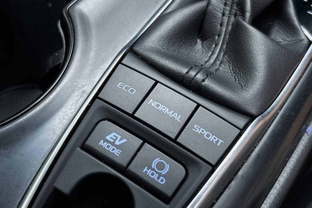 2021 Toyota Camry Ascent AXVH70R