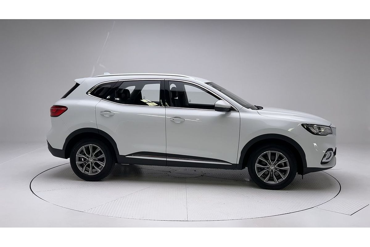 2022 MG HS Vibe SAS23