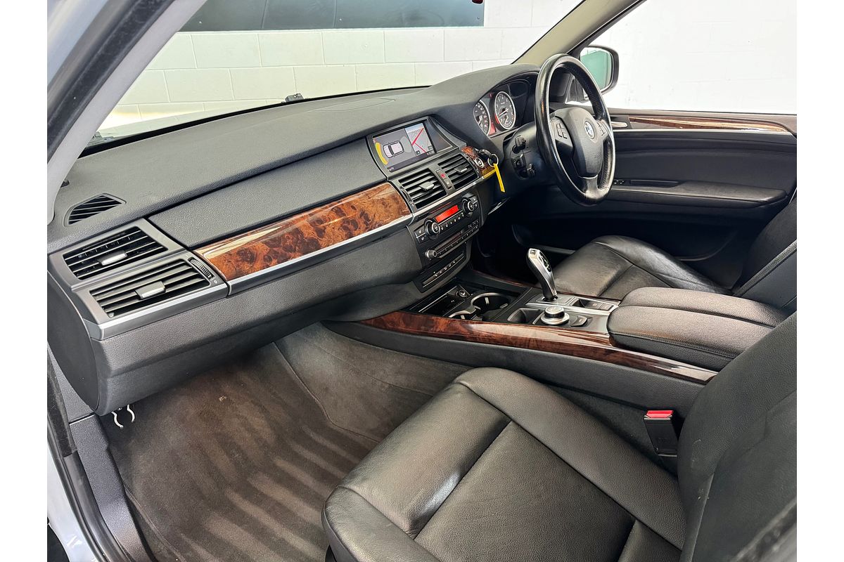 2010 BMW X5 3.0L AUTO 4WD