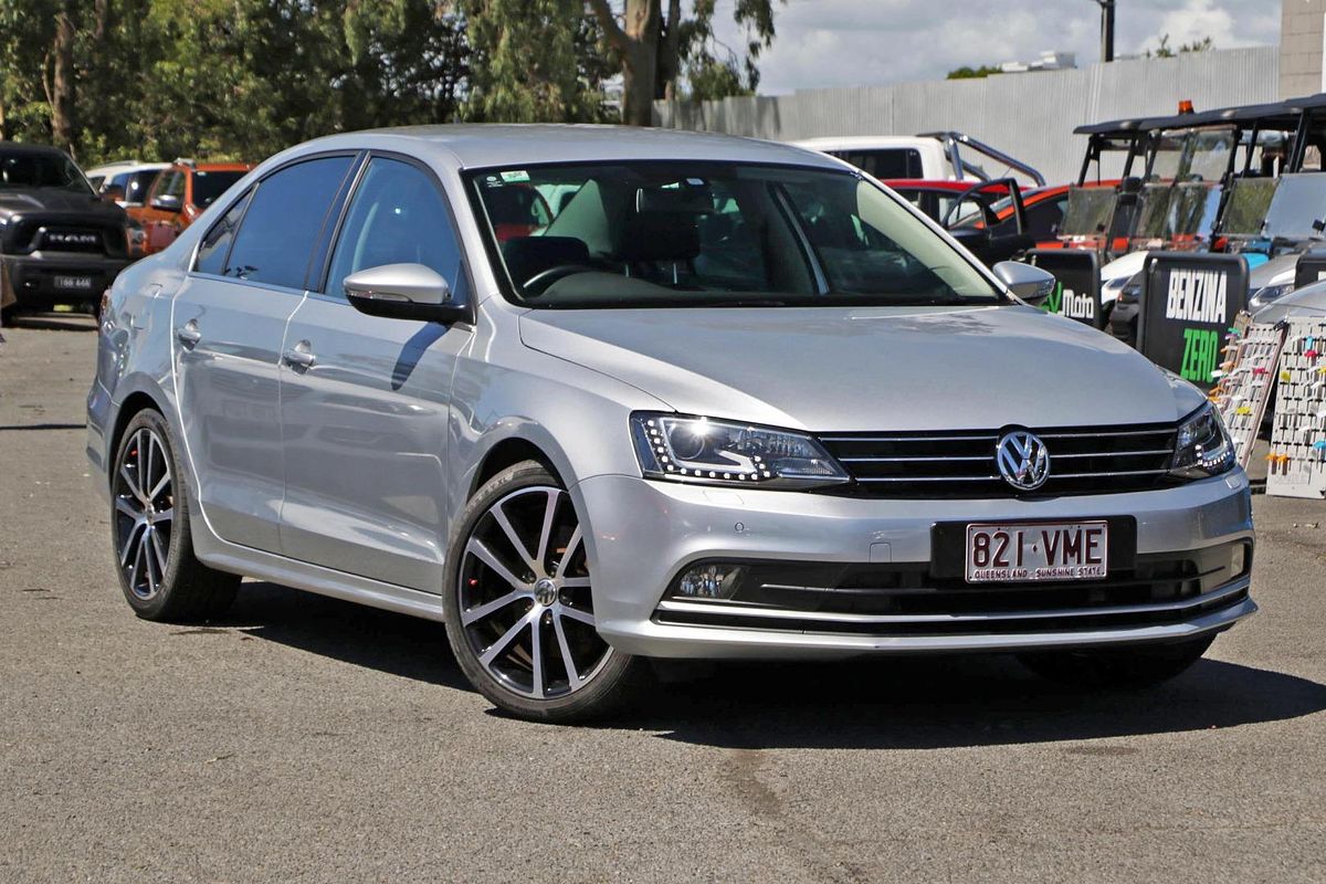 2015 Volkswagen Jetta 155TSI Highline Sport 1B