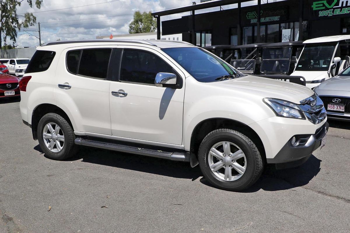 2016 Isuzu MU-X LS-T