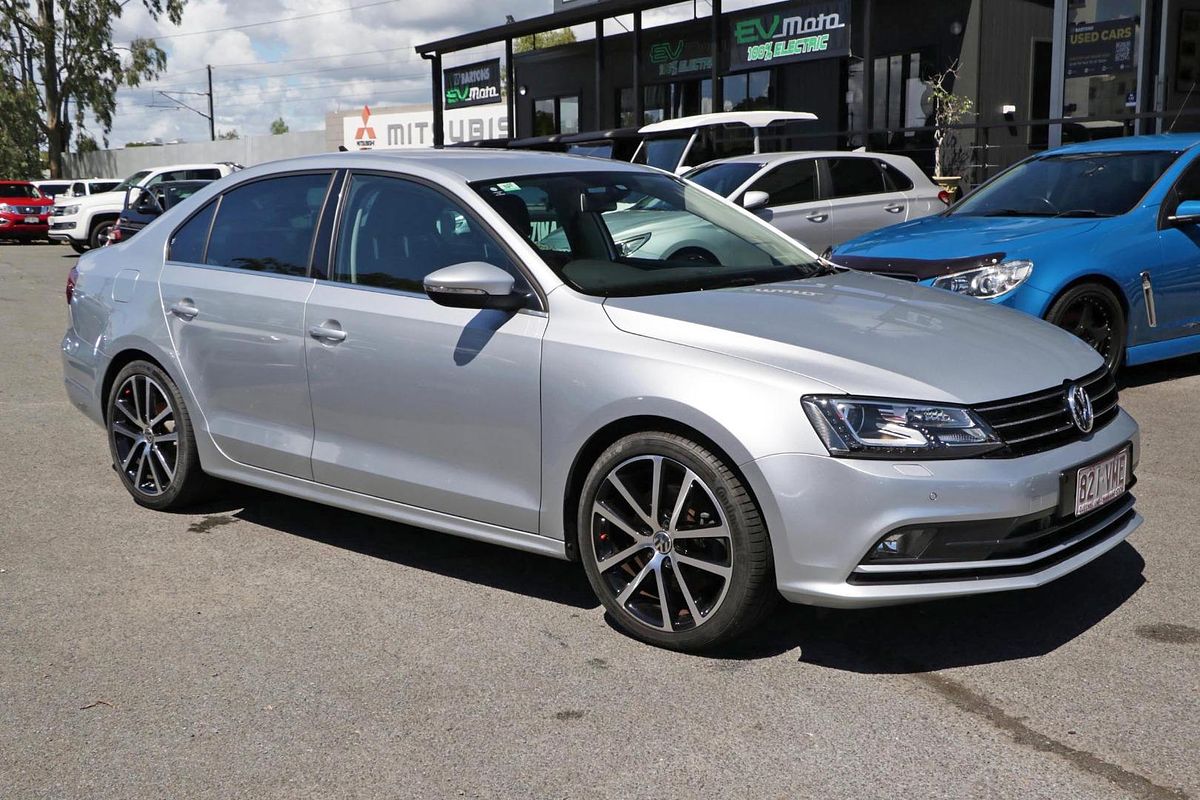 2015 Volkswagen Jetta 155TSI Highline Sport 1B