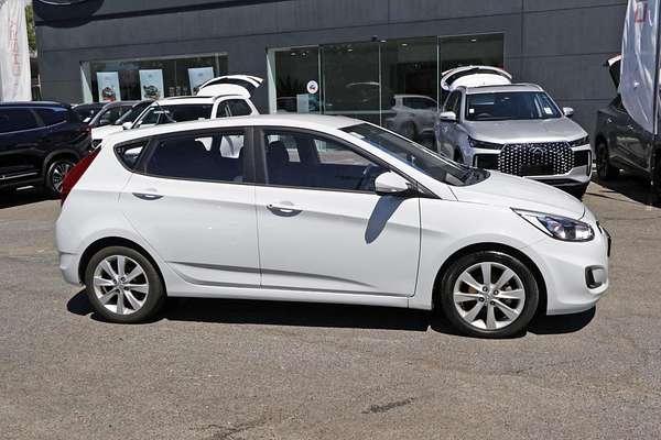2017 Hyundai Accent Sport RB6