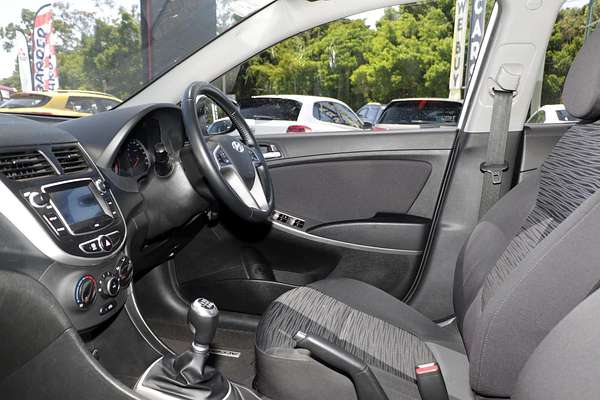 2017 Hyundai Accent Sport RB6