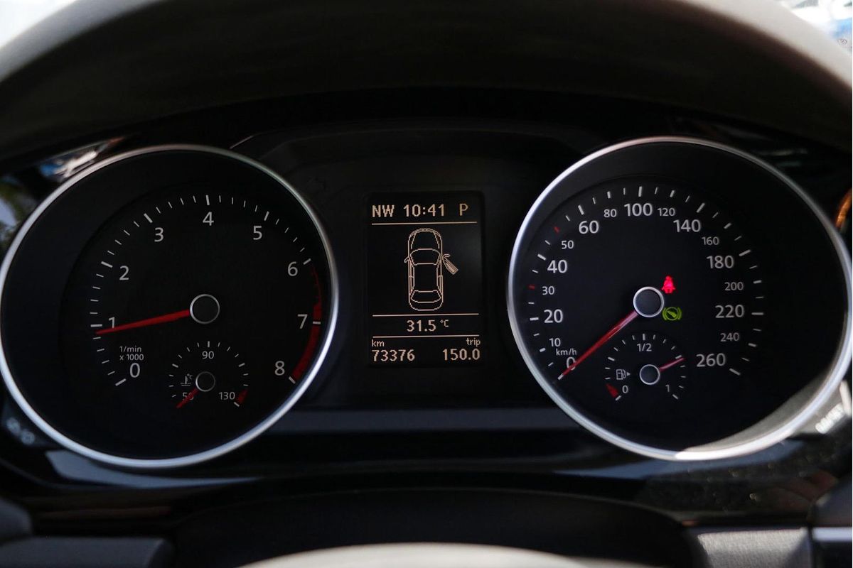 2015 Volkswagen Jetta 155TSI Highline Sport 1B