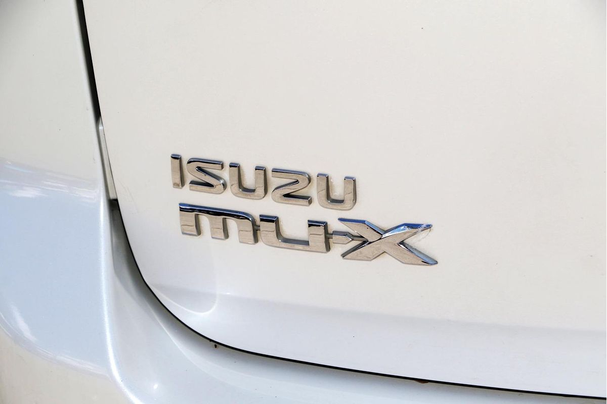 2016 Isuzu MU-X LS-T
