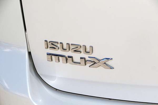 2016 Isuzu MU-X LS-T