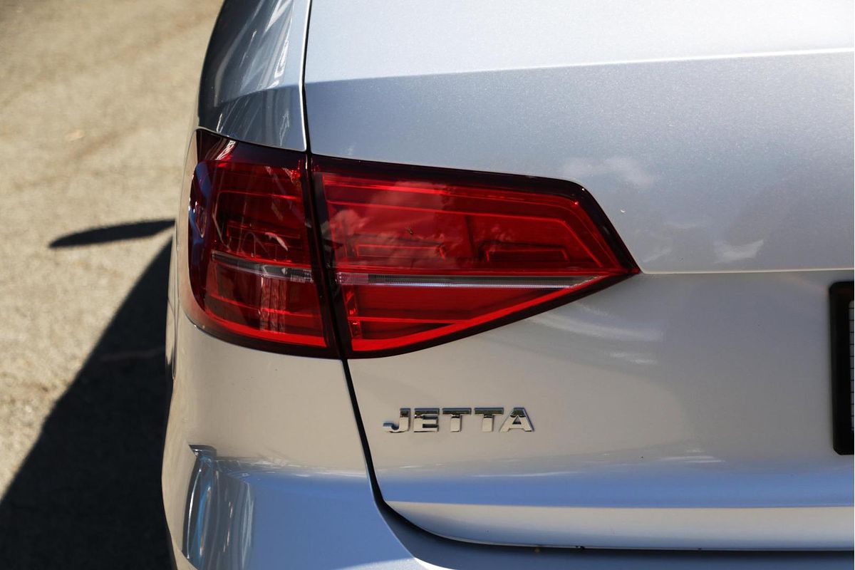 2015 Volkswagen Jetta 155TSI Highline Sport 1B