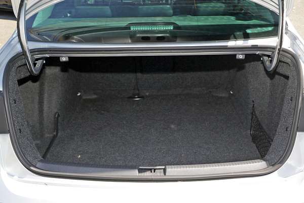 2015 Volkswagen Jetta 155TSI Highline Sport 1B