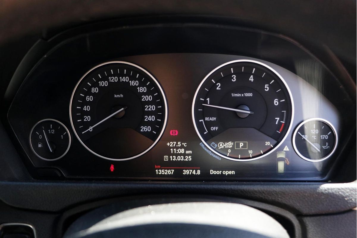 2013 BMW 3 Series 320i F31