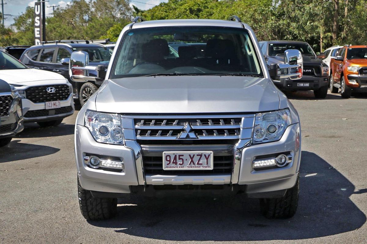 2017 Mitsubishi Pajero GLX NX