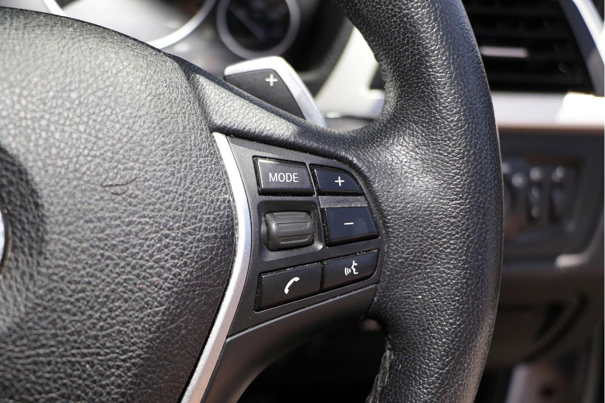 2013 BMW 3 Series 320i F31