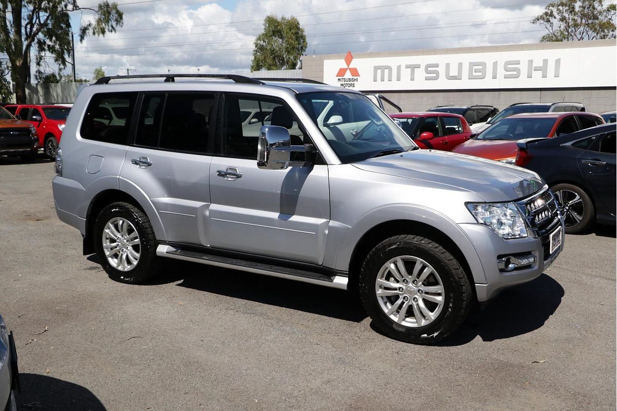 2017 Mitsubishi Pajero GLX NX