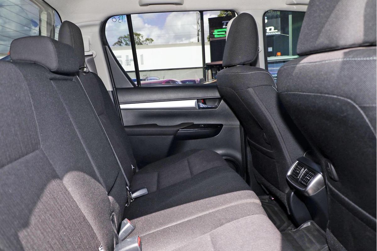 2021 Toyota Hilux SR5 GUN126R 4X4
