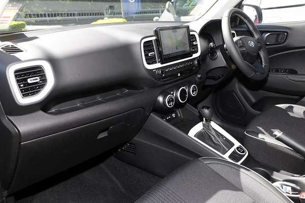 2025 Hyundai Venue Elite QX.V5