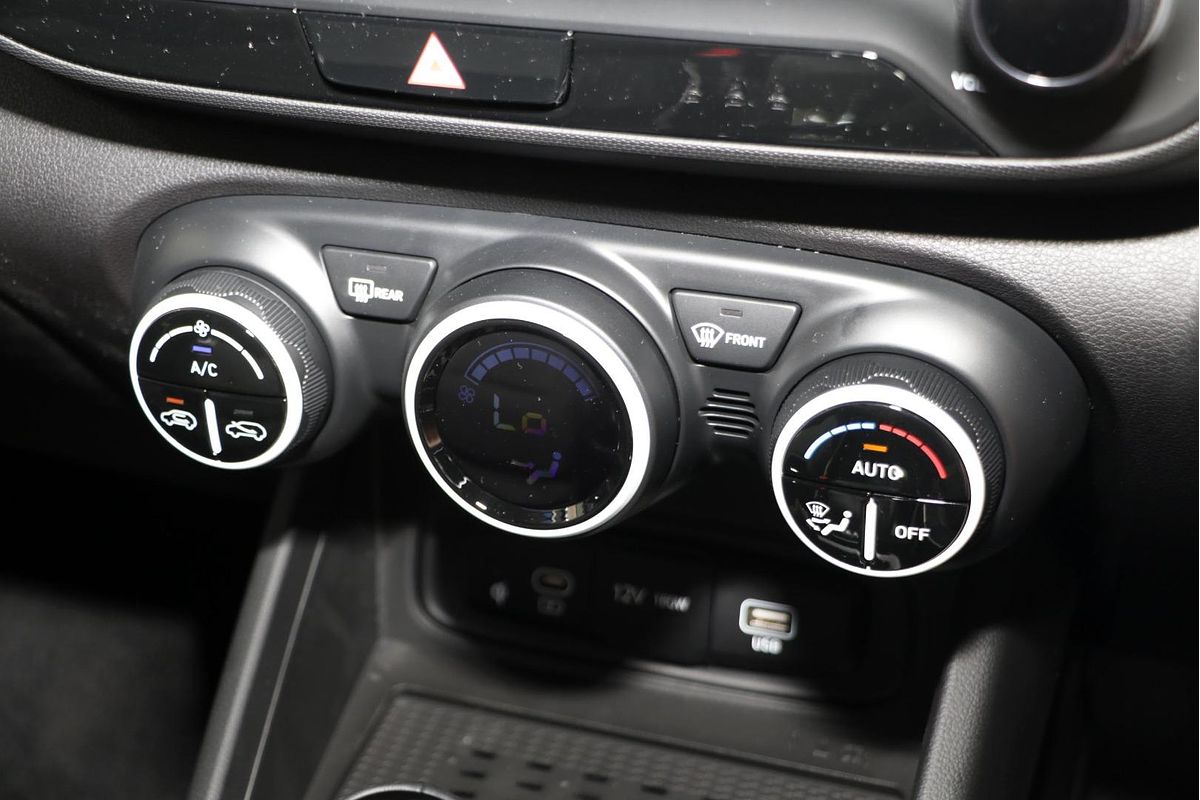 2025 Hyundai Venue Elite QX.V5