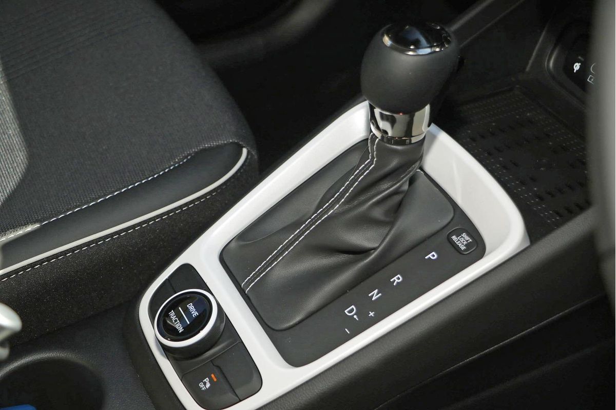 2025 Hyundai Venue Elite QX.V5