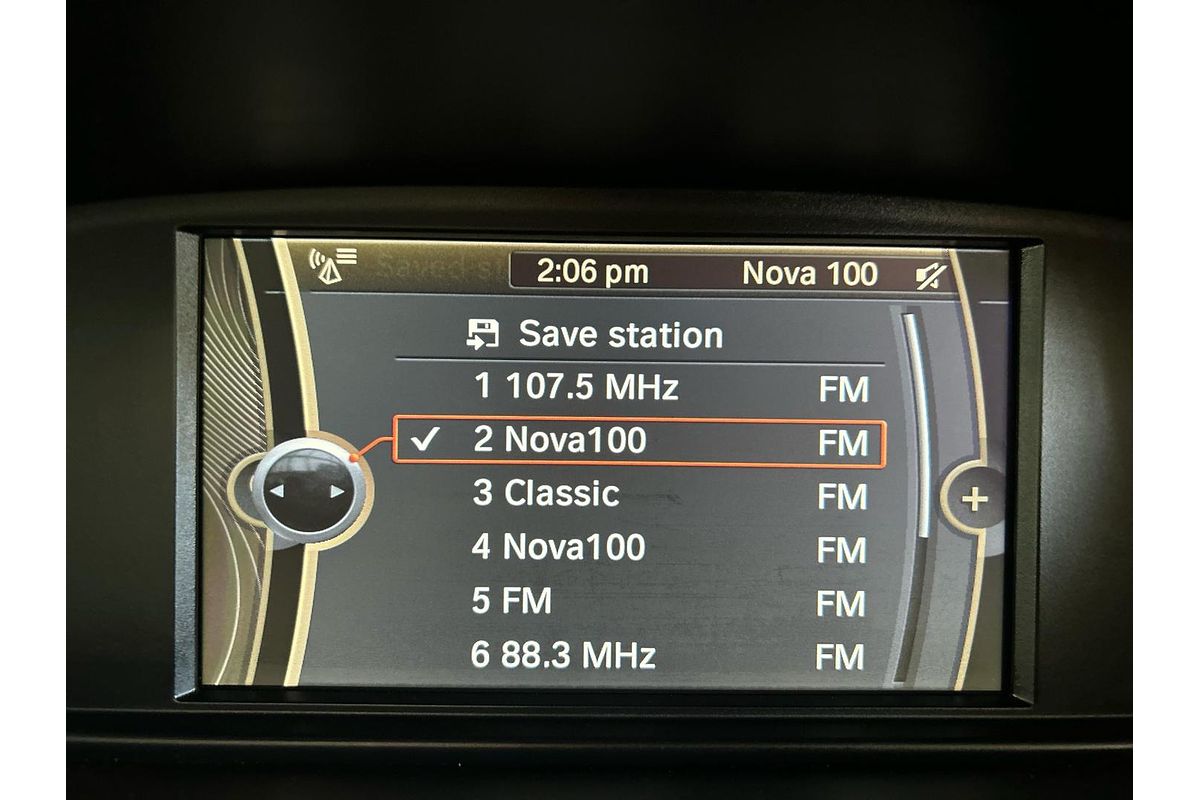 2011 BMW 3 Series 320i Lifestyle E90