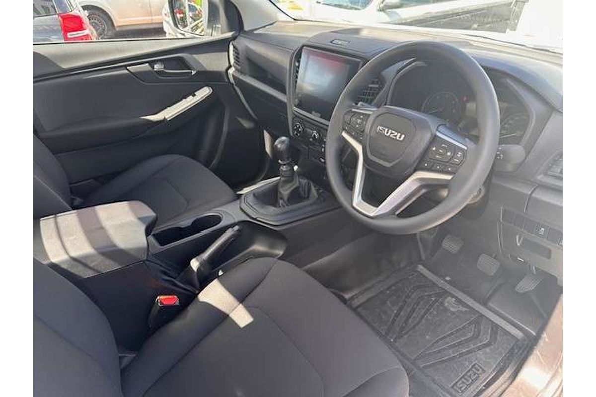 2024 Isuzu D-MAX SX 4X4