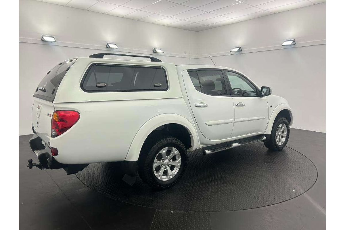 2014 Mitsubishi Triton GLX-R MN 4X4