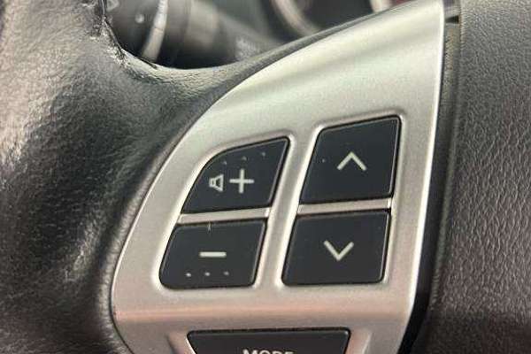 2014 Mitsubishi Triton GLX-R MN 4X4