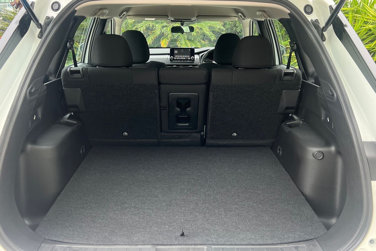 2024 Mitsubishi Outlander ES ZM