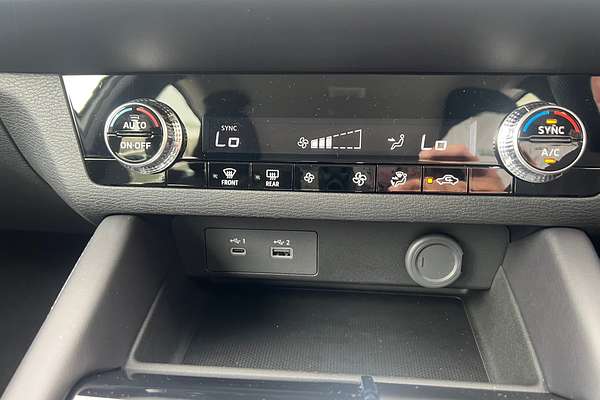 2024 Mitsubishi Outlander ES ZM