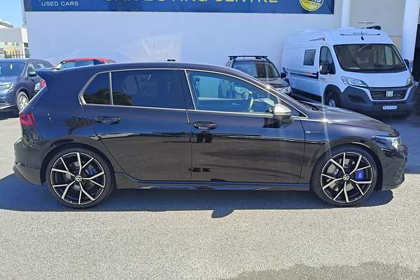 2022 Volkswagen Golf R 8