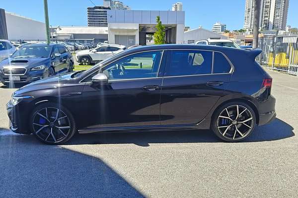 2022 Volkswagen Golf R 8