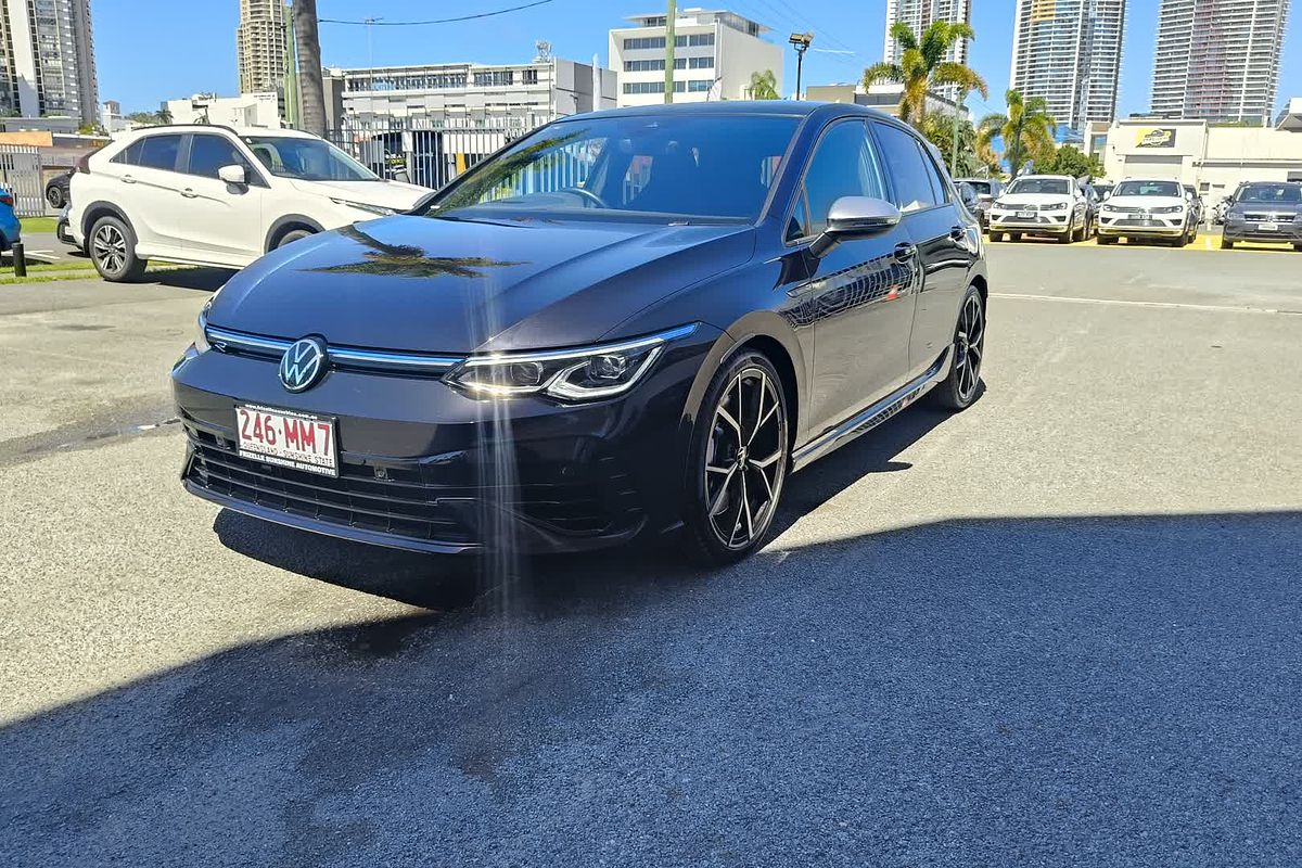 2022 Volkswagen Golf R 8