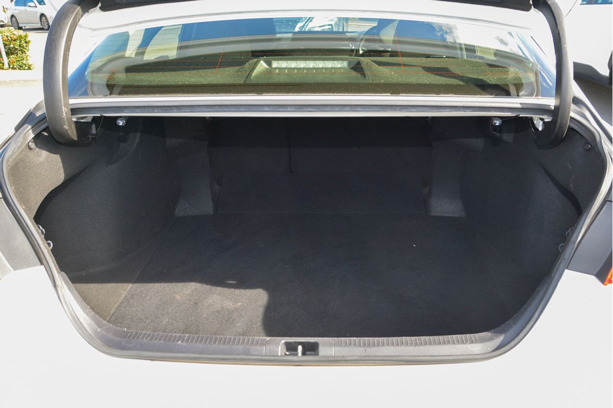 2018 Toyota Camry Ascent Sport ASV70R
