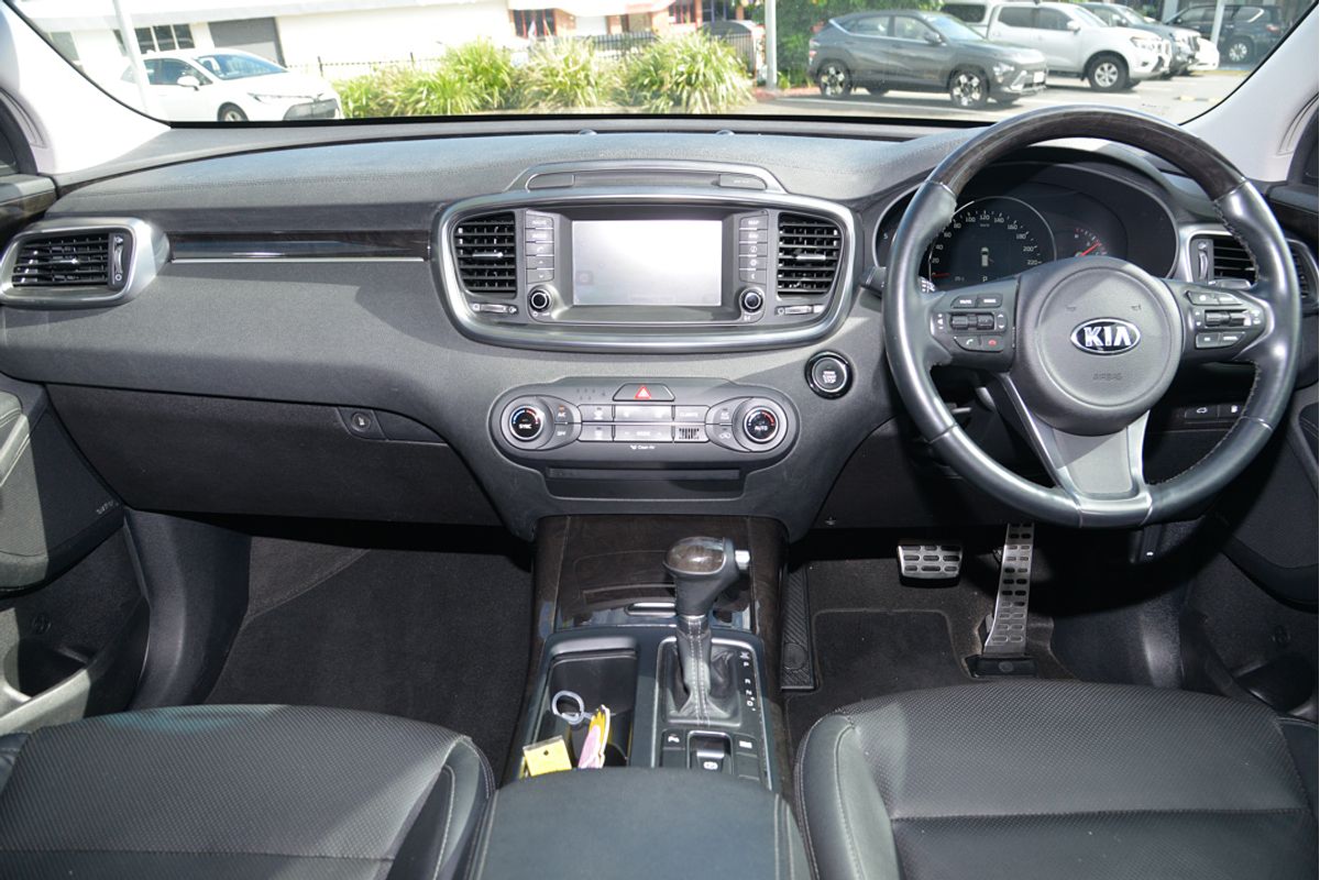 2016 Kia Sorento SLi UM