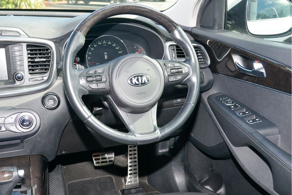 2016 Kia Sorento SLi UM