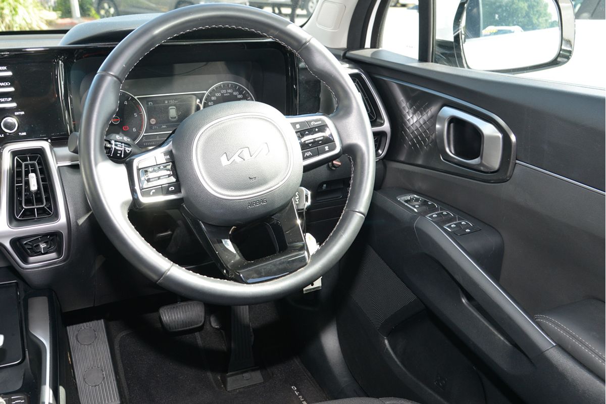 2022 Kia Sorento S MQ4