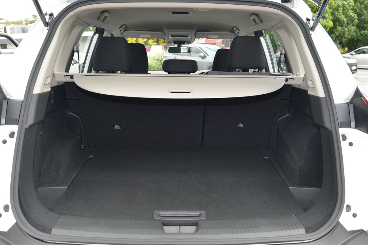2024 Nissan X-TRAIL ST T33