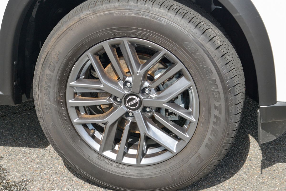 2024 Nissan X-TRAIL ST T33