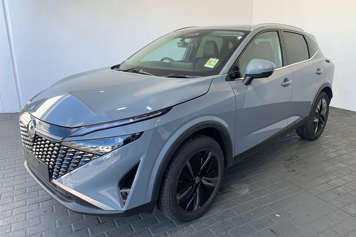 2025 Nissan QASHQAI Ti J12