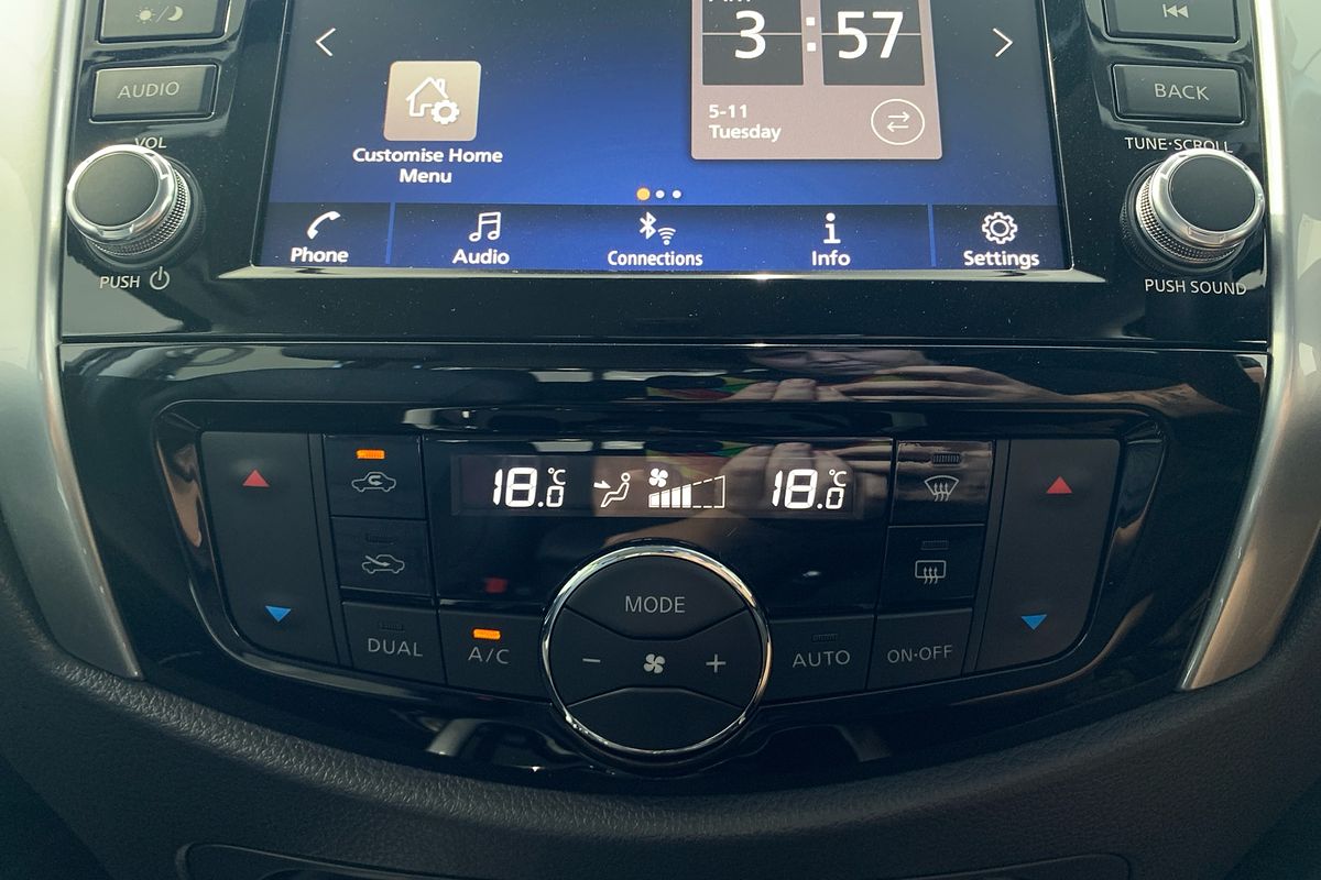 2024 Nissan Navara ST-X D23 4X4