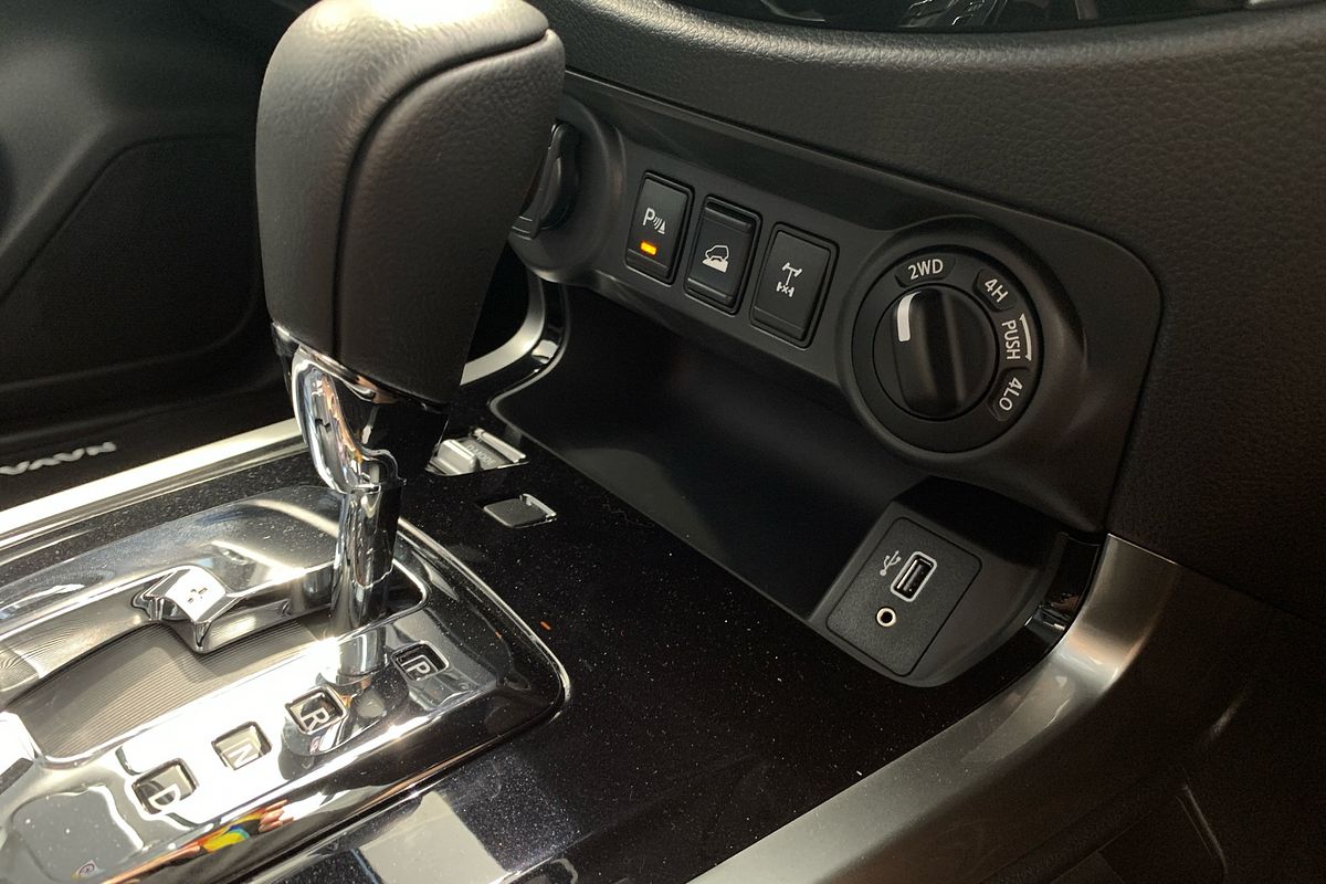 2024 Nissan Navara ST-X D23 4X4