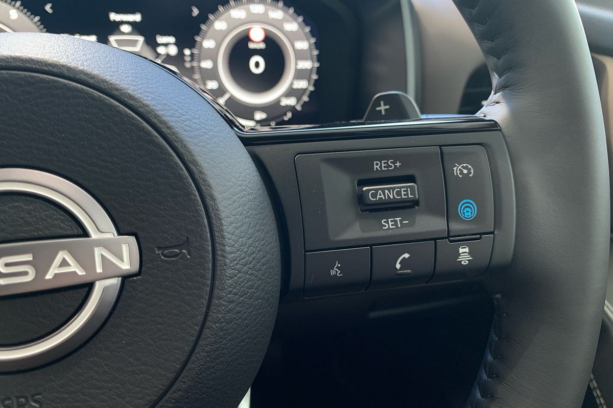 2025 Nissan QASHQAI Ti J12
