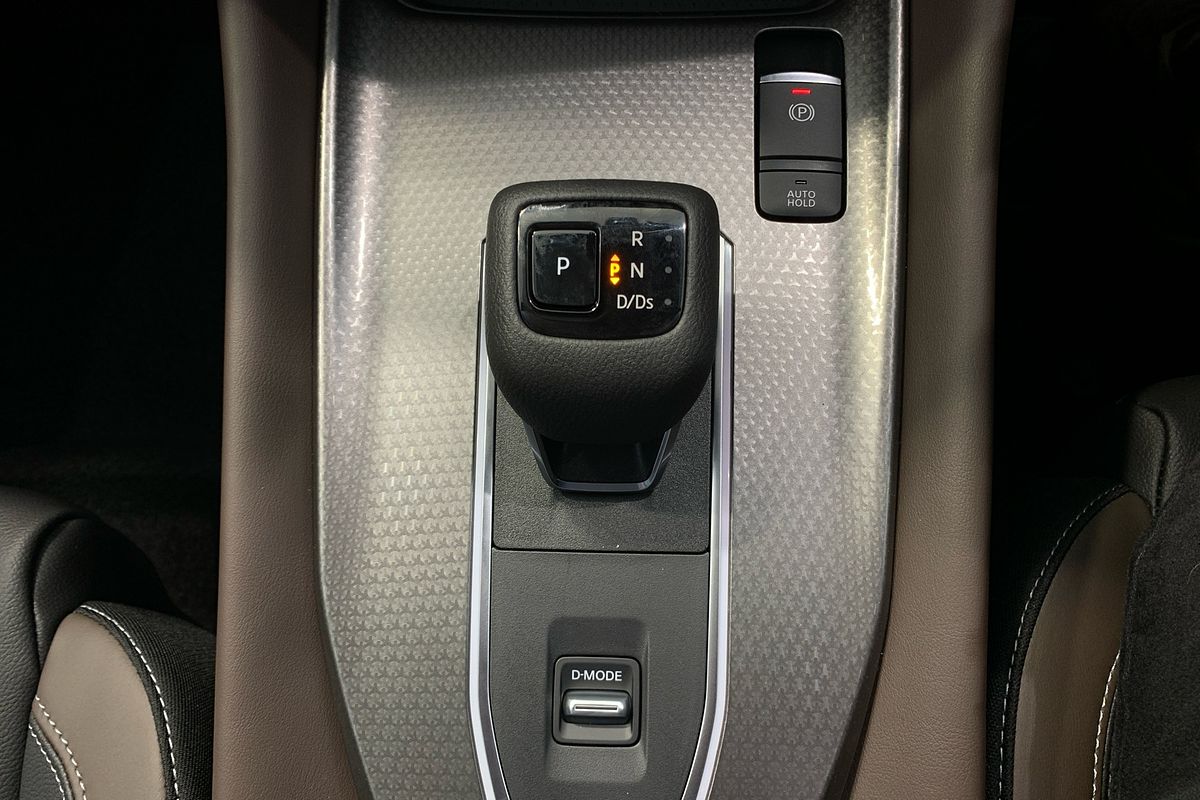 2025 Nissan QASHQAI Ti J12