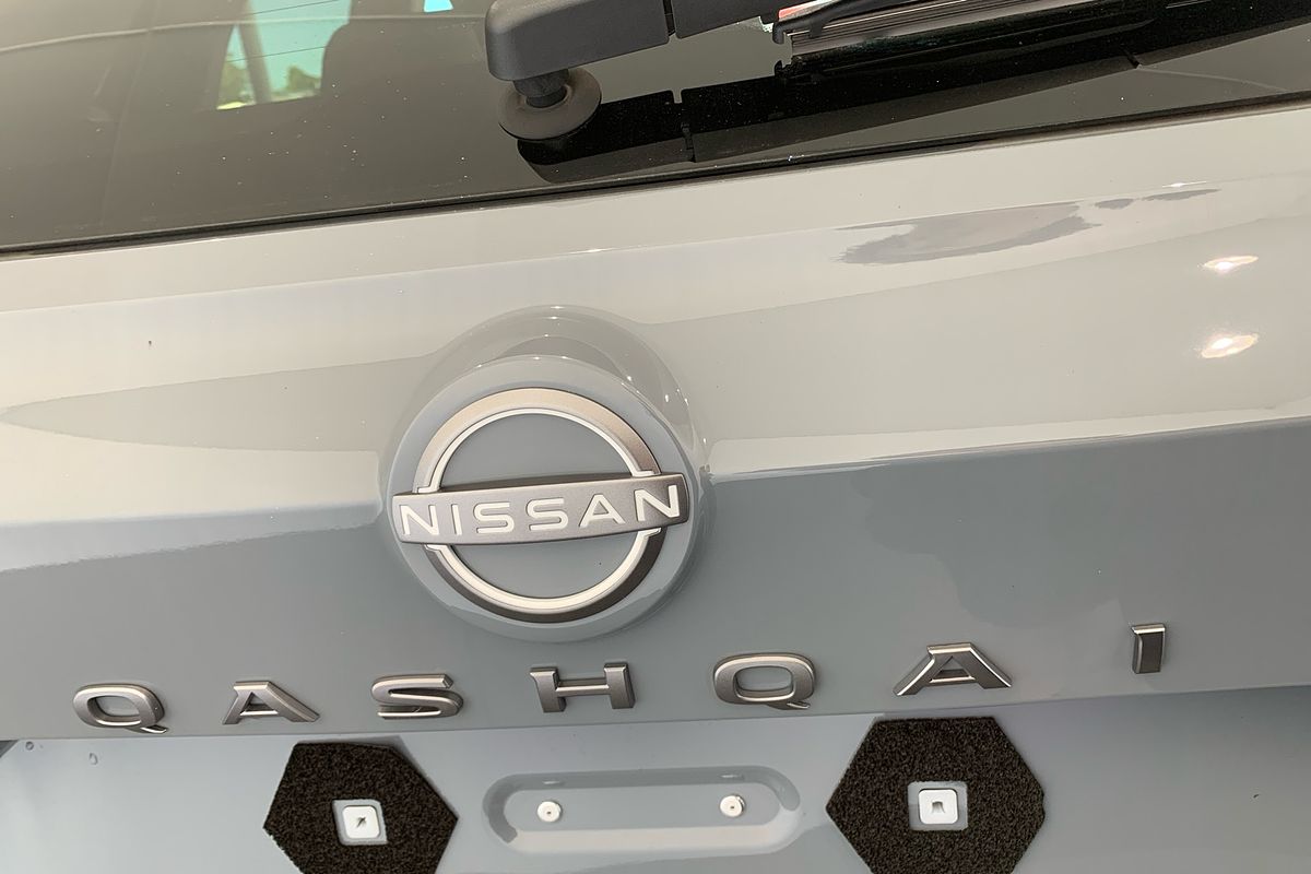 2025 Nissan QASHQAI Ti J12