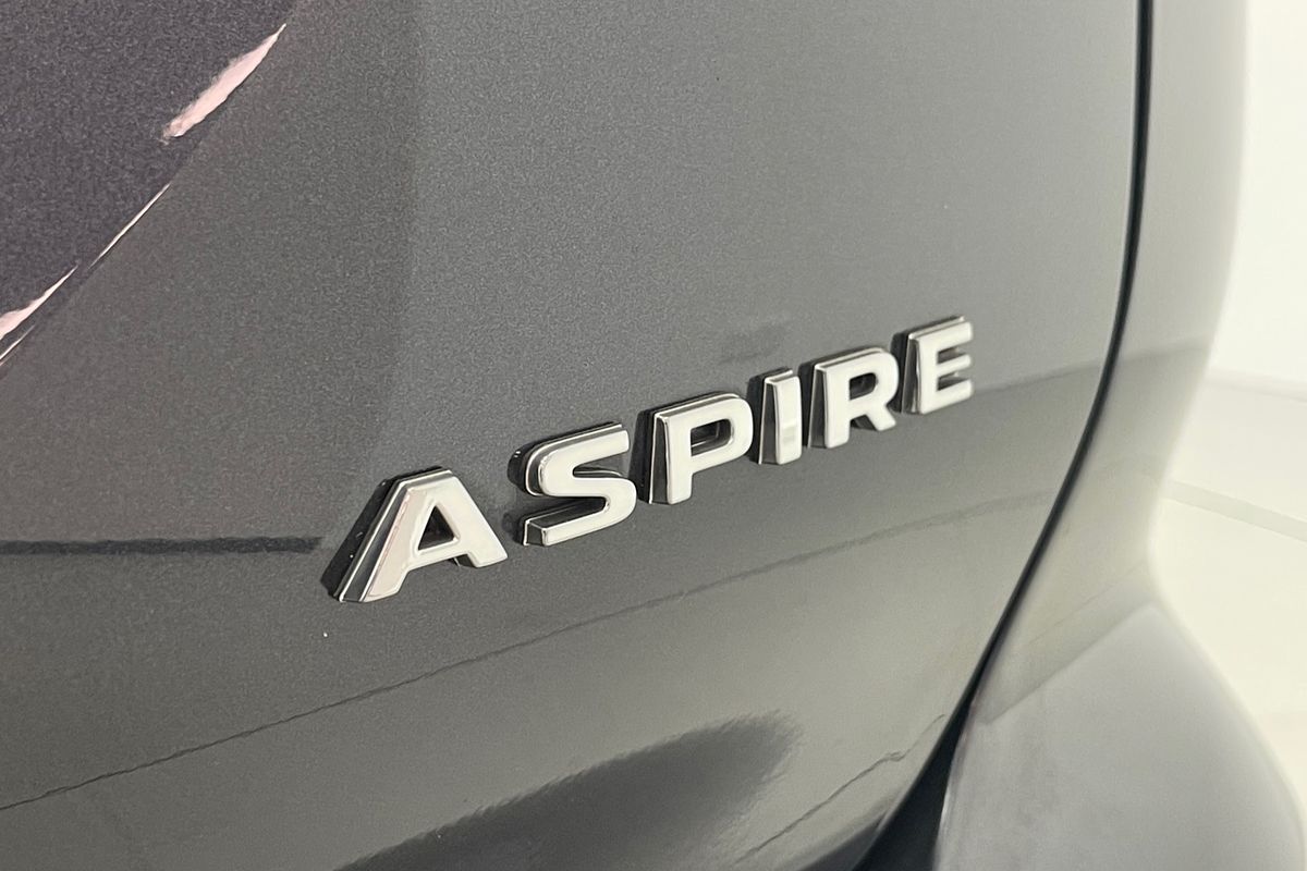 2023 Mitsubishi Outlander Aspire ZM