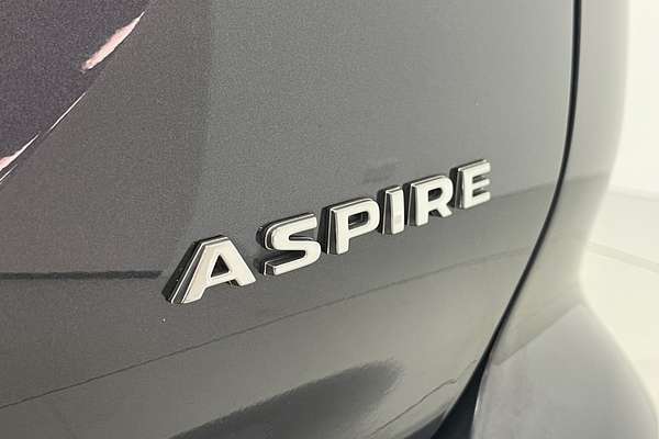 2023 Mitsubishi Outlander Aspire ZM